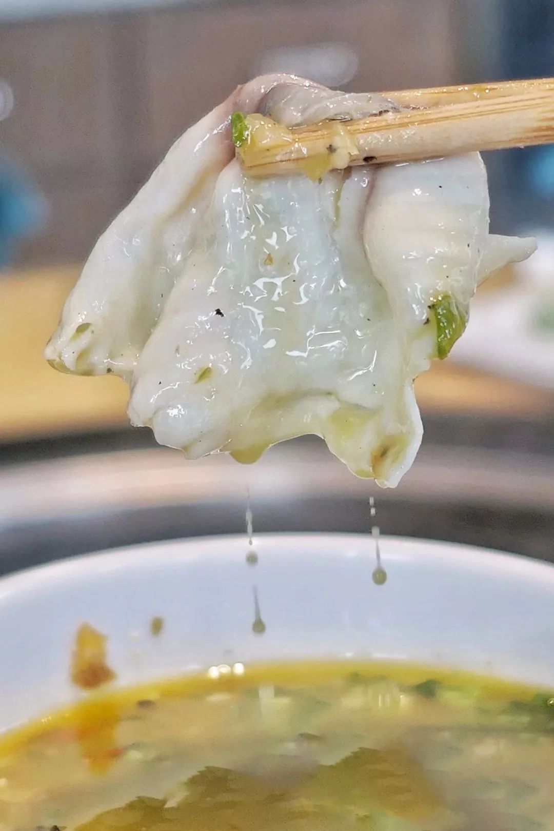 4折风靡香港的金汤花胶鸡来了一口润过skii