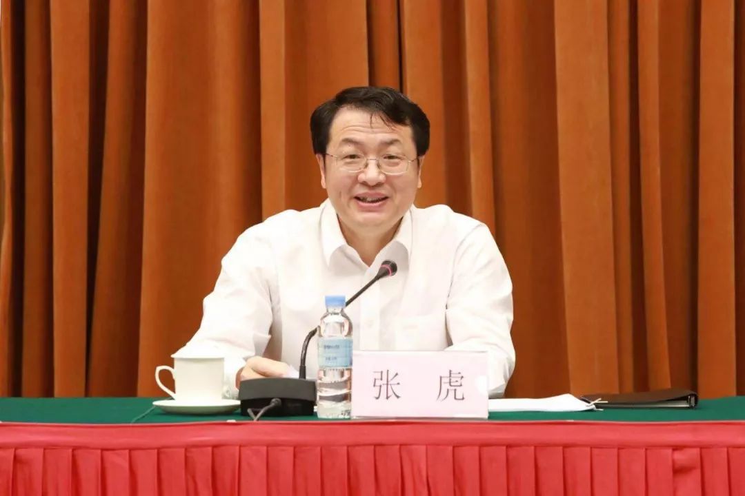 国管局:解决办公用房超标问题不仅要算"经济账",更要算"政治账"_管理