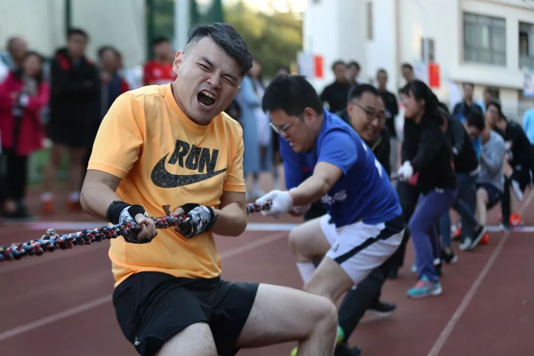 倒計時100天一部人正在奮力奔跑衝刺全年任務目標