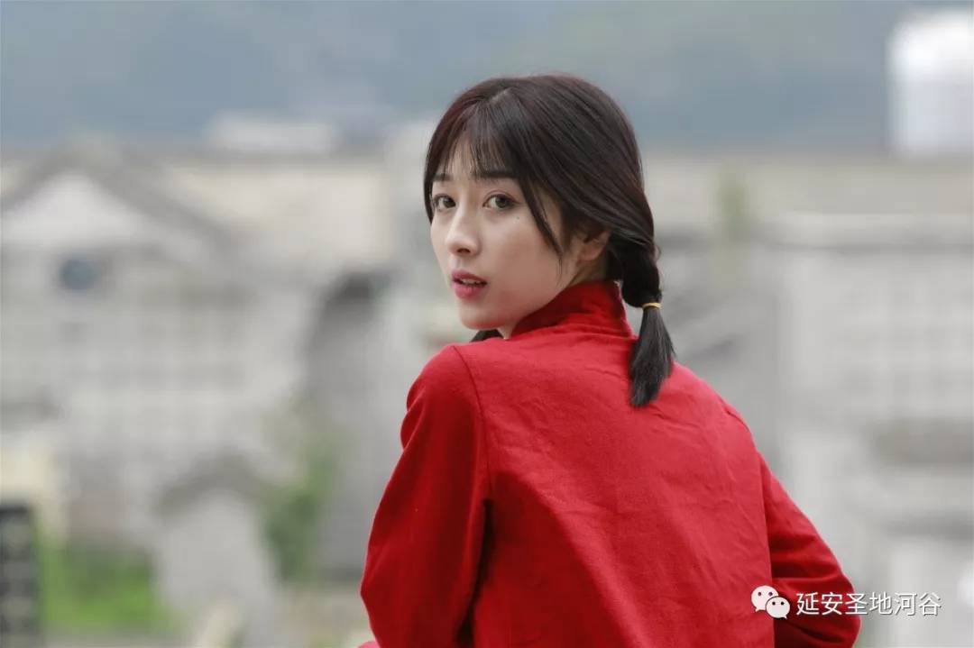 陕北女娃娃,俊格旦旦的模样人人夸