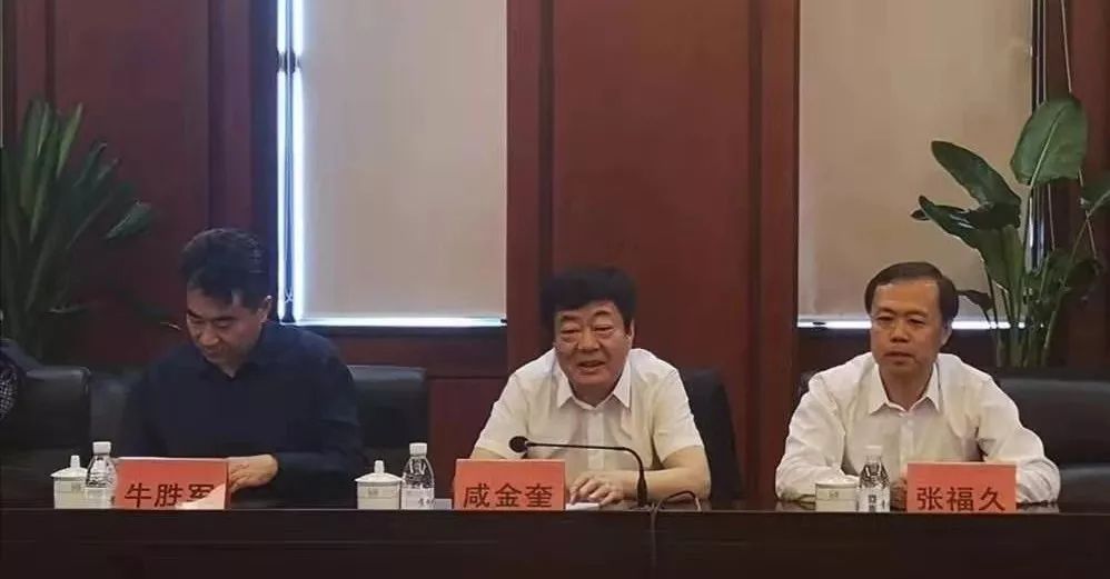 市开展安全生产专项督查检查工作,市应急局党组书记张福久陪同了检查