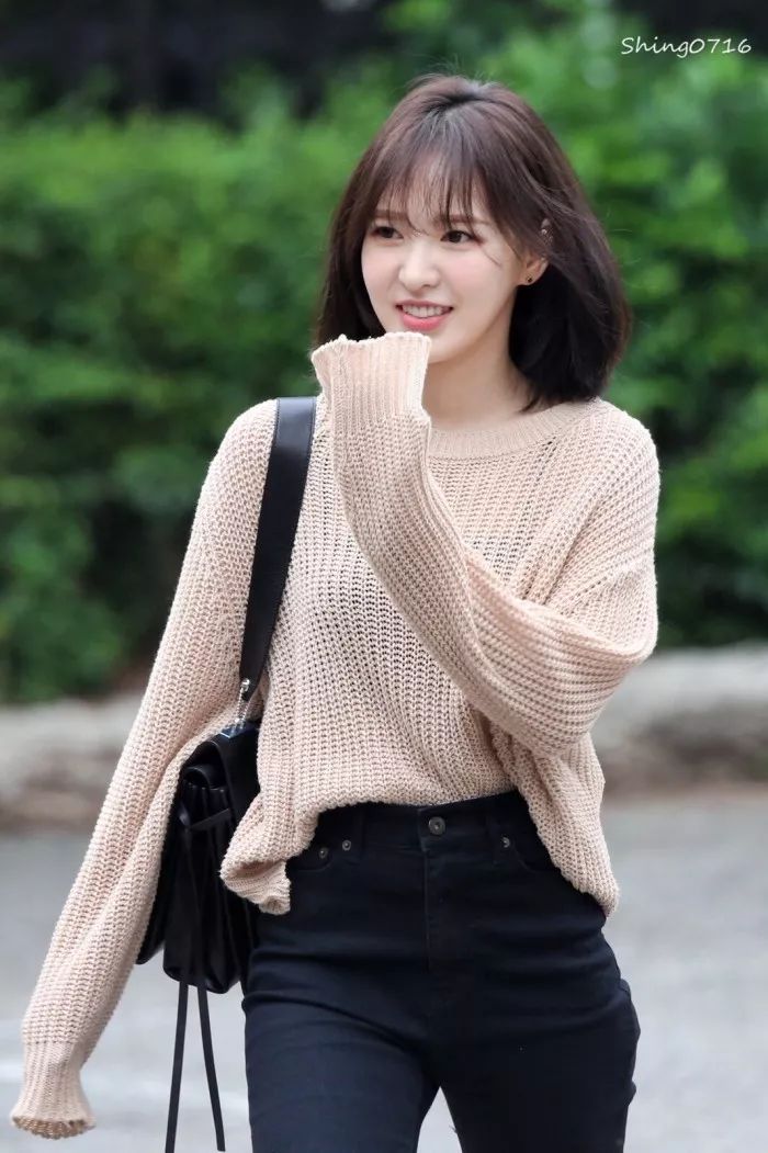 wendy式短发——小颜代名词