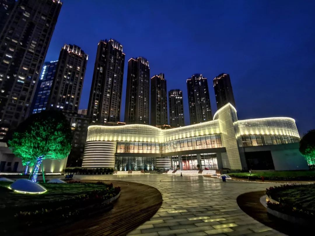 大美成都公园城市新的猛追湾必然会给成都人带来新时代的美好记忆