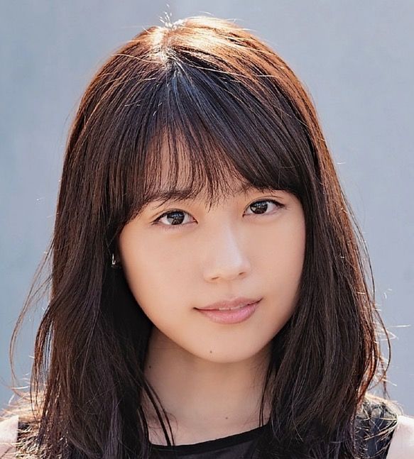 宋祖儿学杨幂渣女妆又翻车