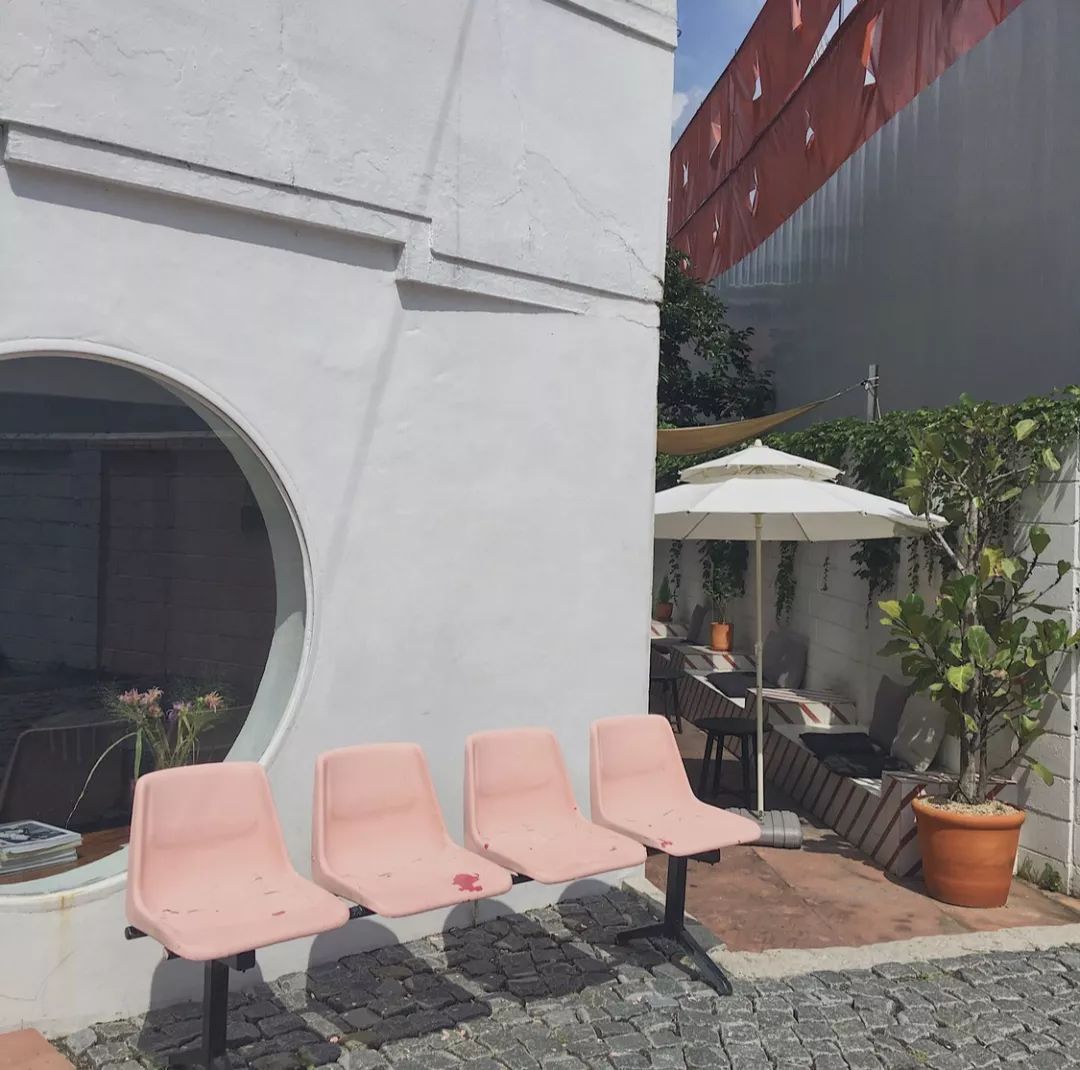 韩国探店ins风的首尔咖啡店