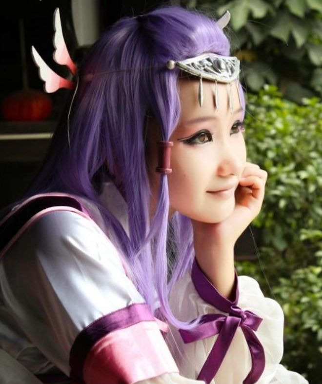 《斗破苍穹》不同版本的小医仙,倾城一笑醉人心!