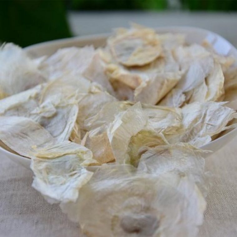 含有青果,麦冬,蝉蜕,百部,牡丹皮,板蓝根,款冬花,天冬,玄参和木蝴蝶等