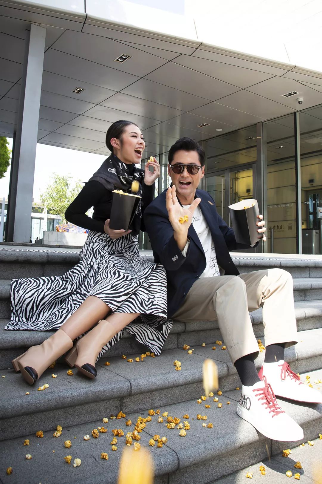 名流精英为你缔造个人风采～王敏德父女精彩演绎秋冬配搭