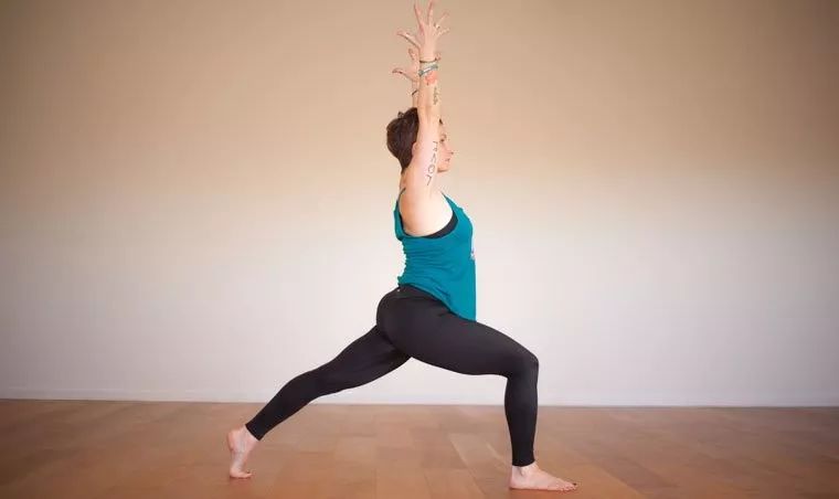 一套瑜伽老师常用的流瑜伽序列效果杠杠滴