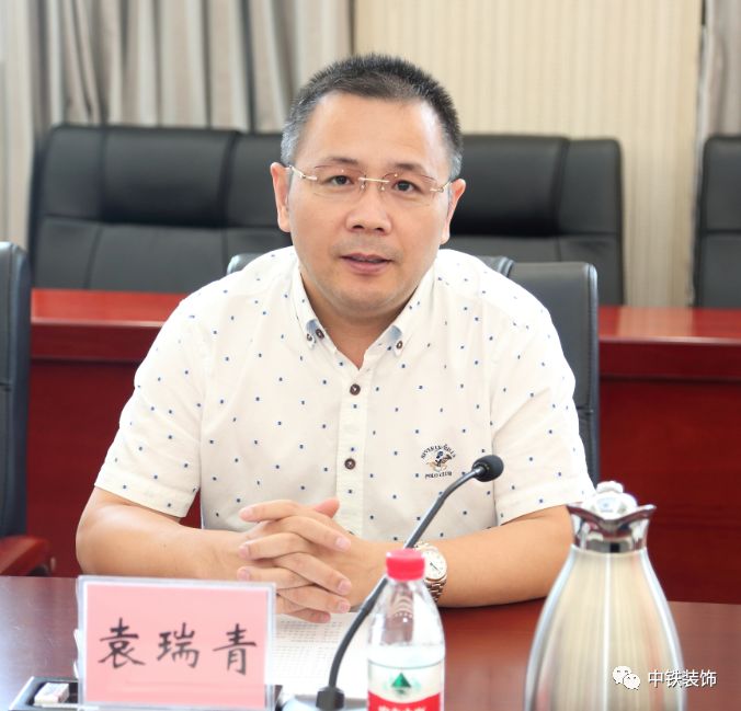 何正华副检察长强调:一是要提高认识.