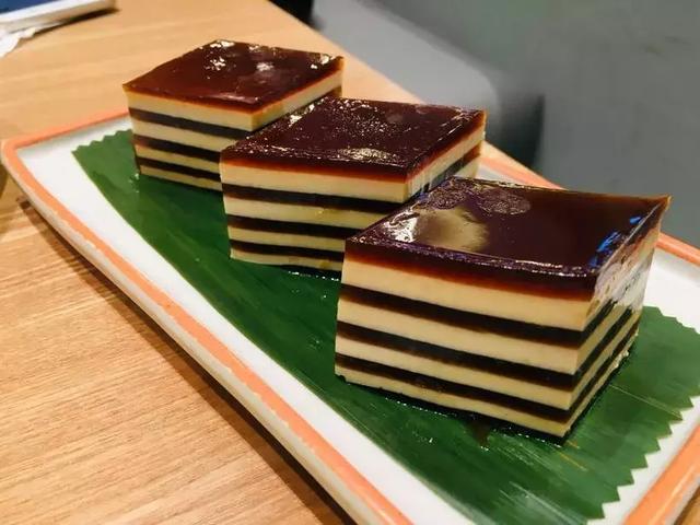 福山咖啡糕福山咖啡颗粒饱满均匀,圆滑光洁,色泽光亮,闻起来美味香醇