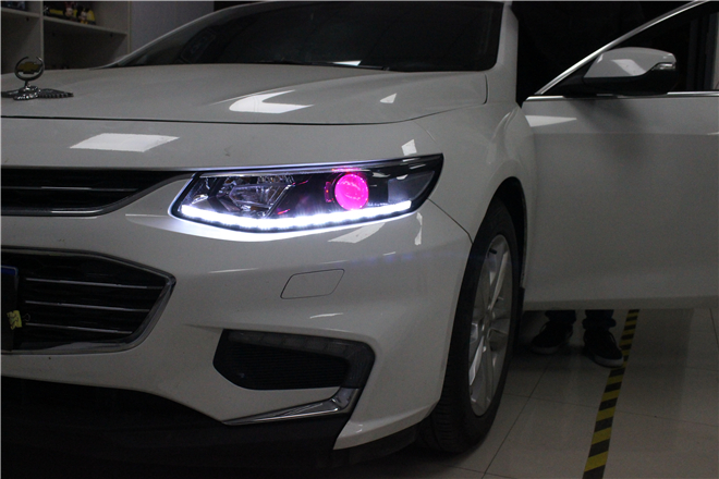 南通晓东改灯雪佛兰迈锐宝xl改立盯紫金版led透镜流水日行灯