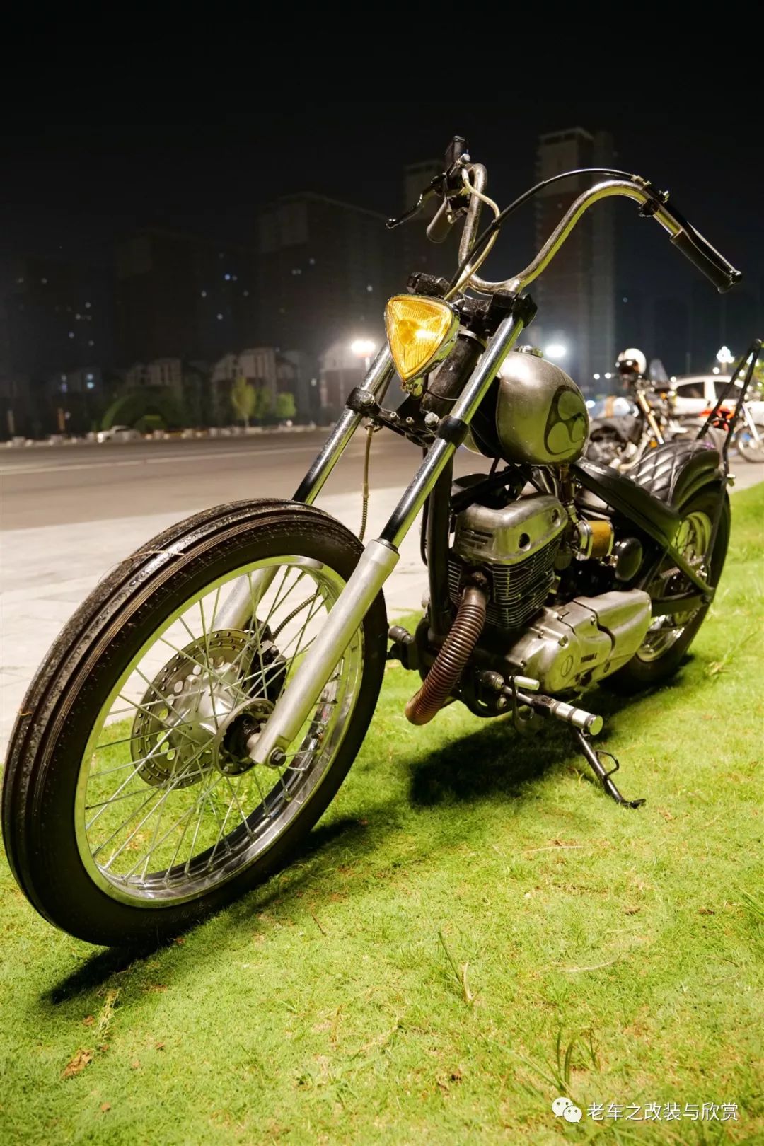 yamaha劲龙250改装max复古机车工作室