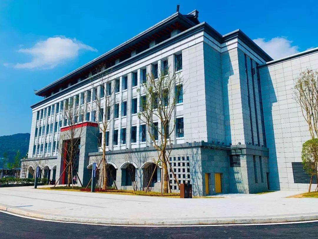 四川大学宜宾园区今天正式开园