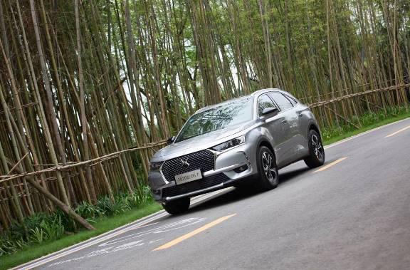 2020款ds7里沃利版流星银车漆配纯黑真皮内饰爱了