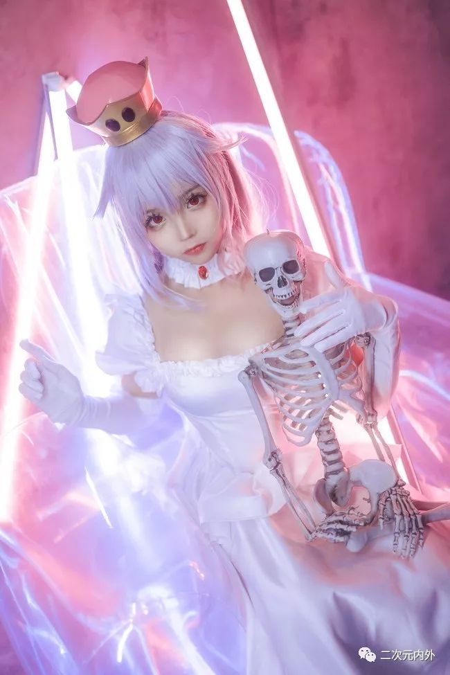 听说幽灵姬的乳量是超大的呢