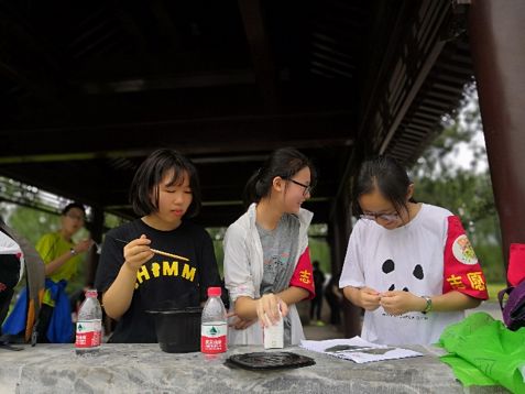 因为中坞公园与北坞公园可有不少的任务点