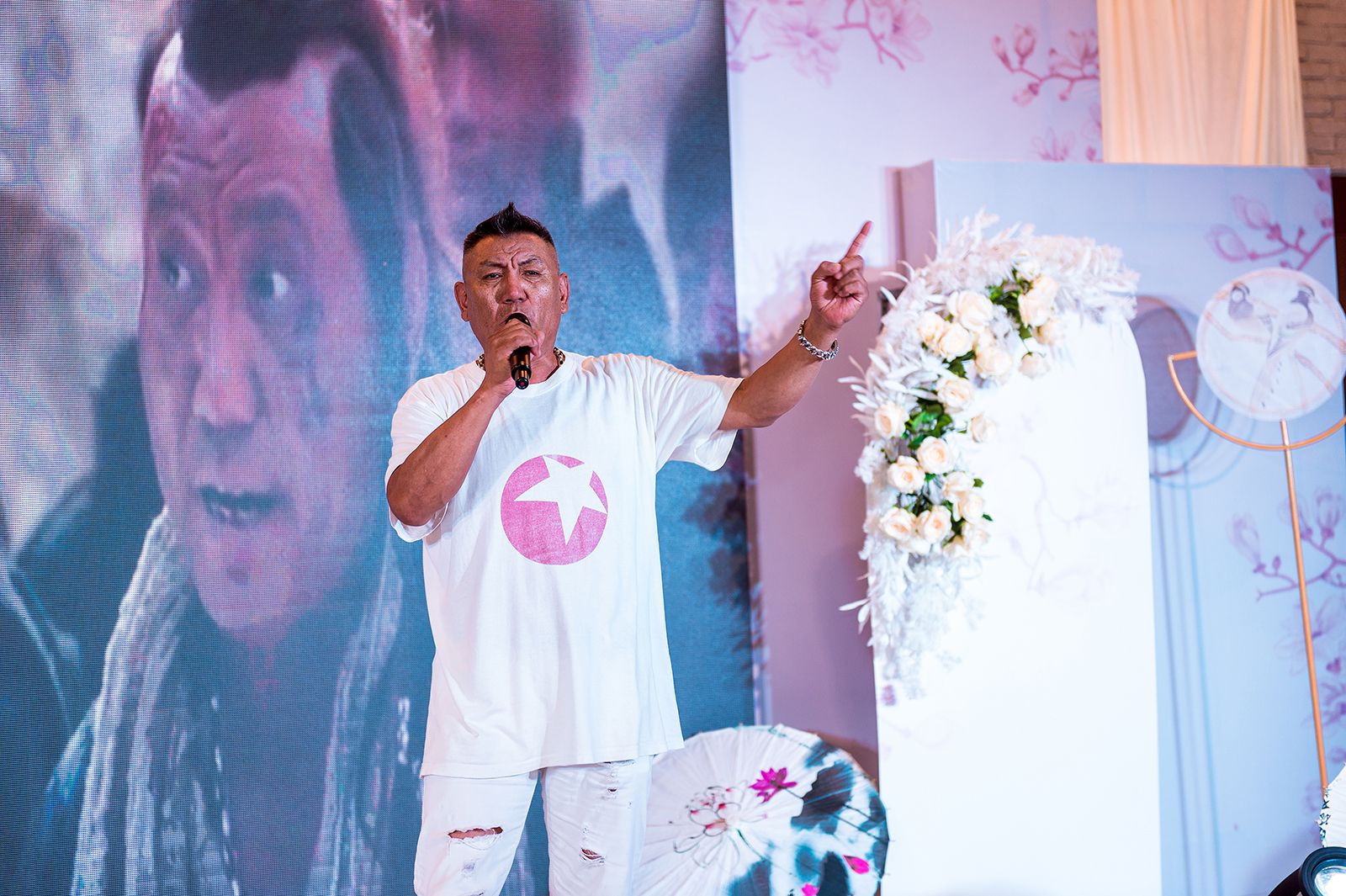 日前演员霍艺峰喜得佳婿