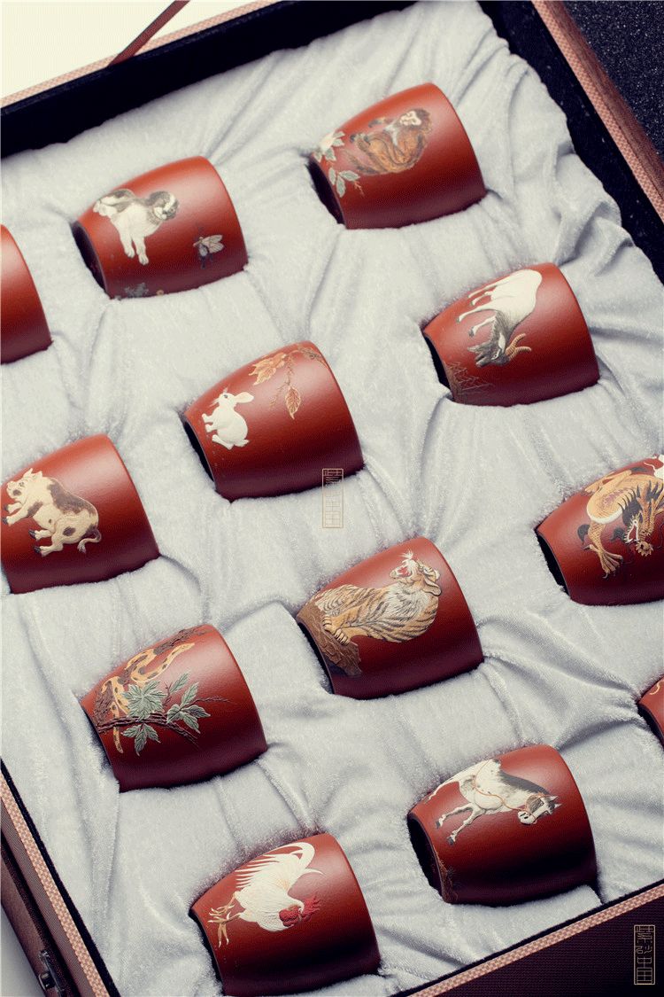 抟十二生肖主人杯王龙泥绘