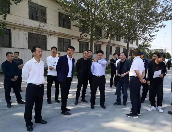 9月22日,县委书记赵波调研贺兰工业园区德胜片区"退二进三"工作推进