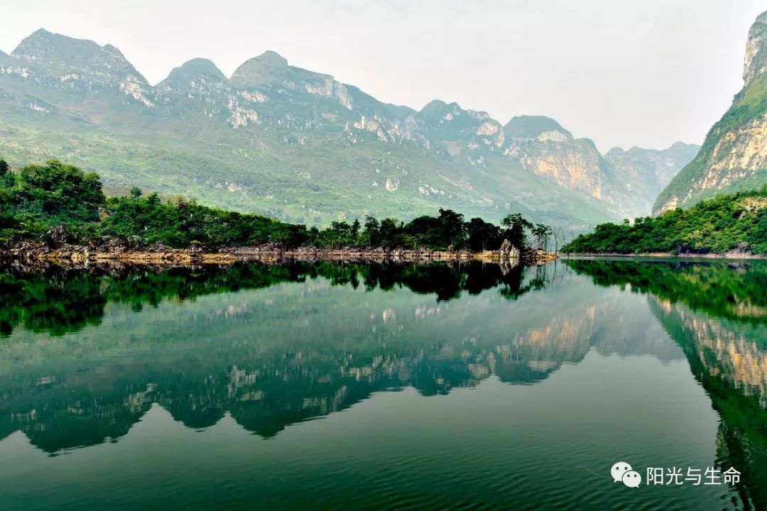 江贵州人的"阿哥阿妹河"锦江清水江贵州人的"姐妹河"南北盘江起舞了