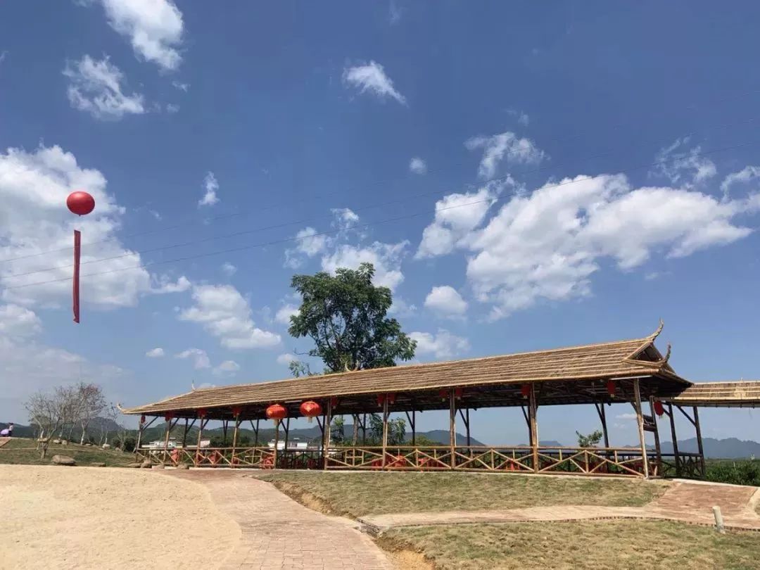 给我一个丰收节美的置业