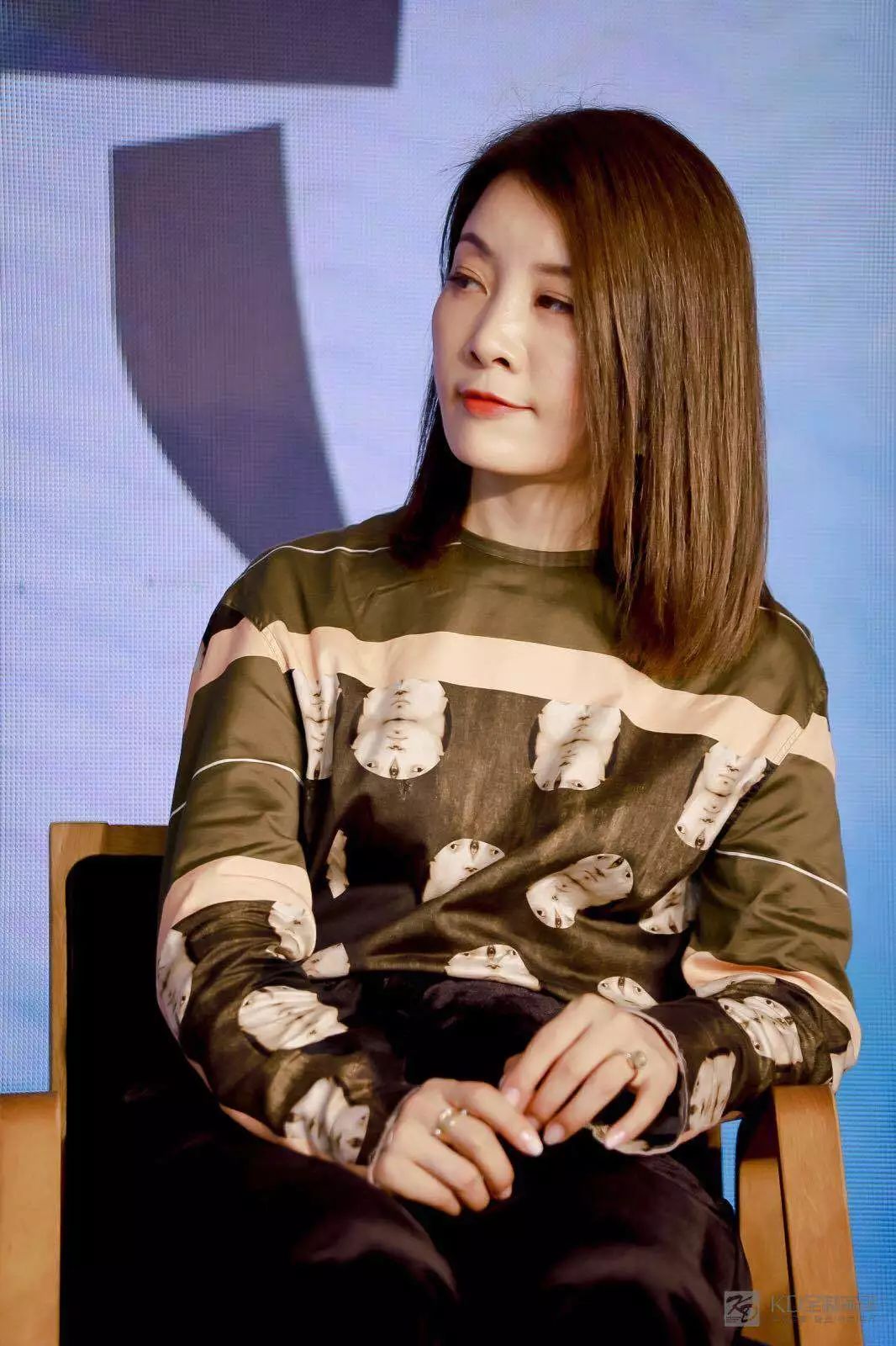 设计师吕爱华打破传统家具风格边界,联合著名设计师吕爱华,以当代主义