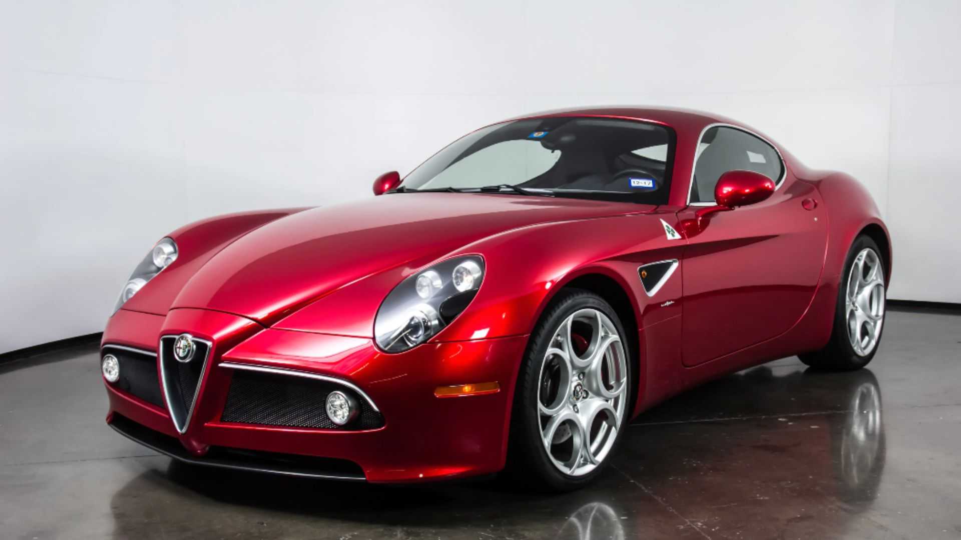 全球限量500台的阿尔法·罗密欧8c competizione!