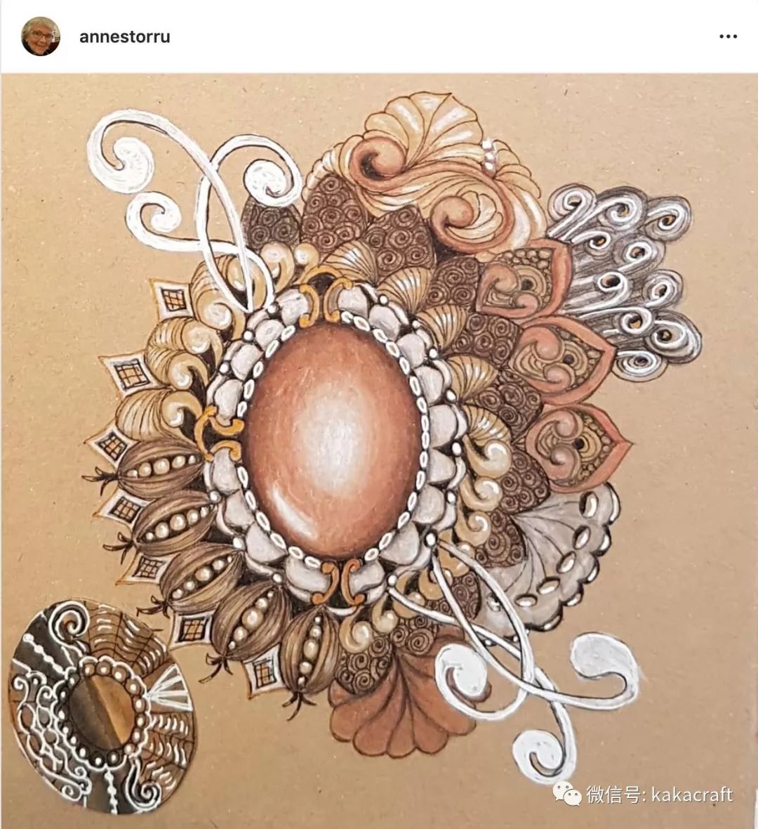 每天一张禅绕画圆形羽毛花