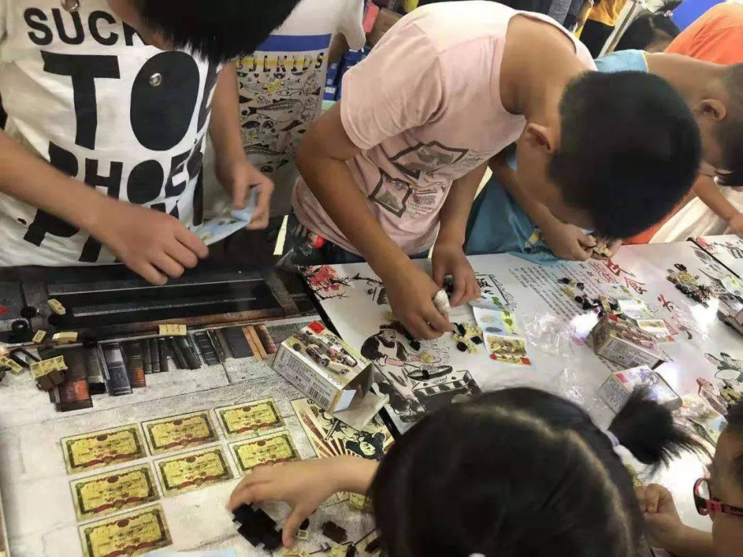 能力,盛源百货四楼玩具专柜于2019年10月2日下午3点举办益智拼图比赛