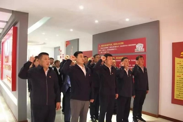 中共桦川县委理论学习中心组开展不忘初心牢记使命主题教育第二次集体