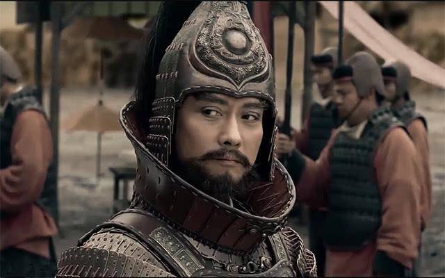 董卓死后,牛辅跟随李傕,郭汜等人攻打长安,他作为西凉军的先头军和