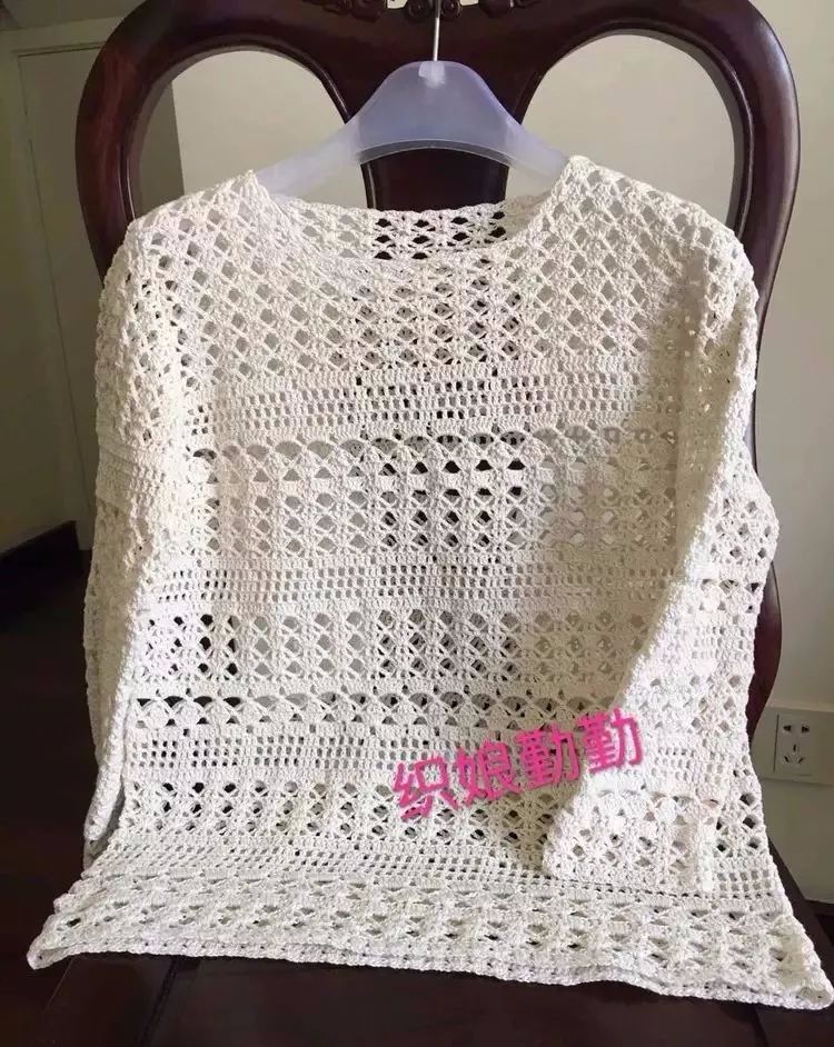 淘宝上大热的一款长袖钩衣花样图解很好看的钩衣哦