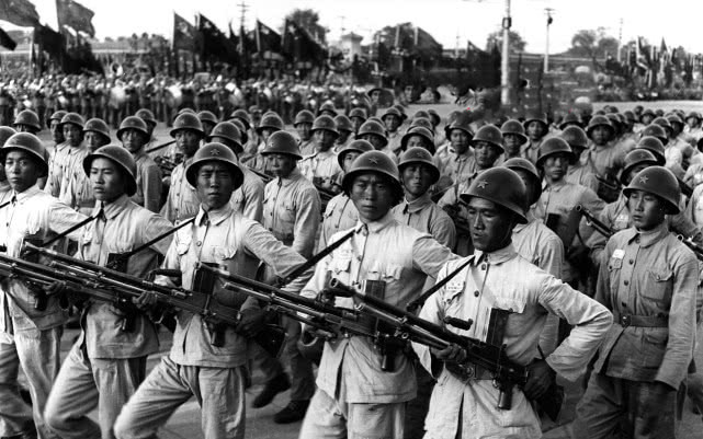 中国阅兵最早图片