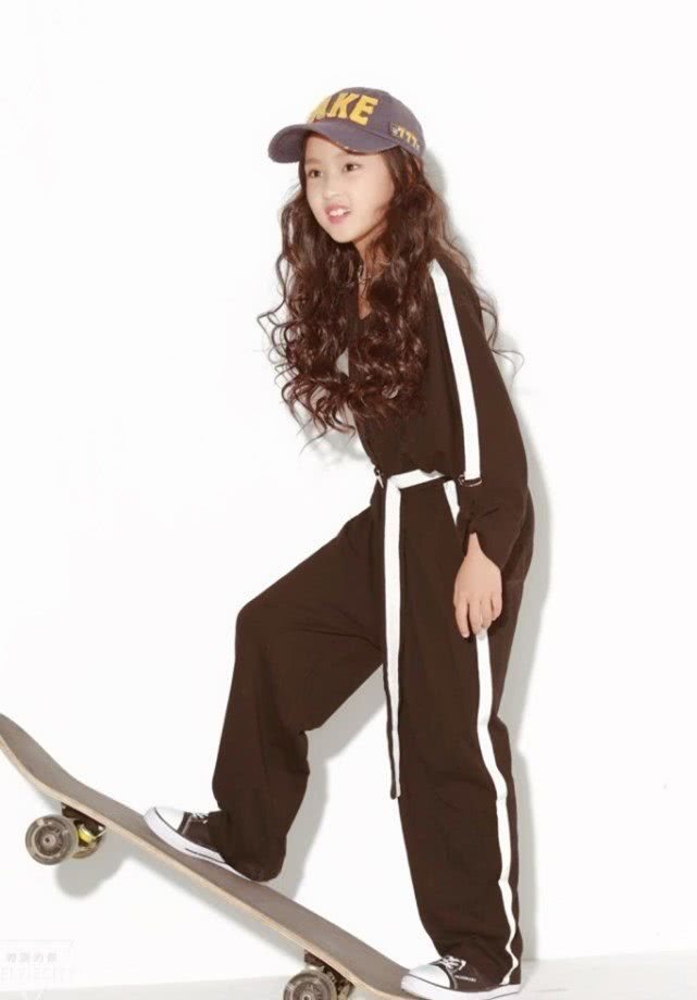 少年时代果果仙女式长大9岁留长发穿古装这眼神太撩