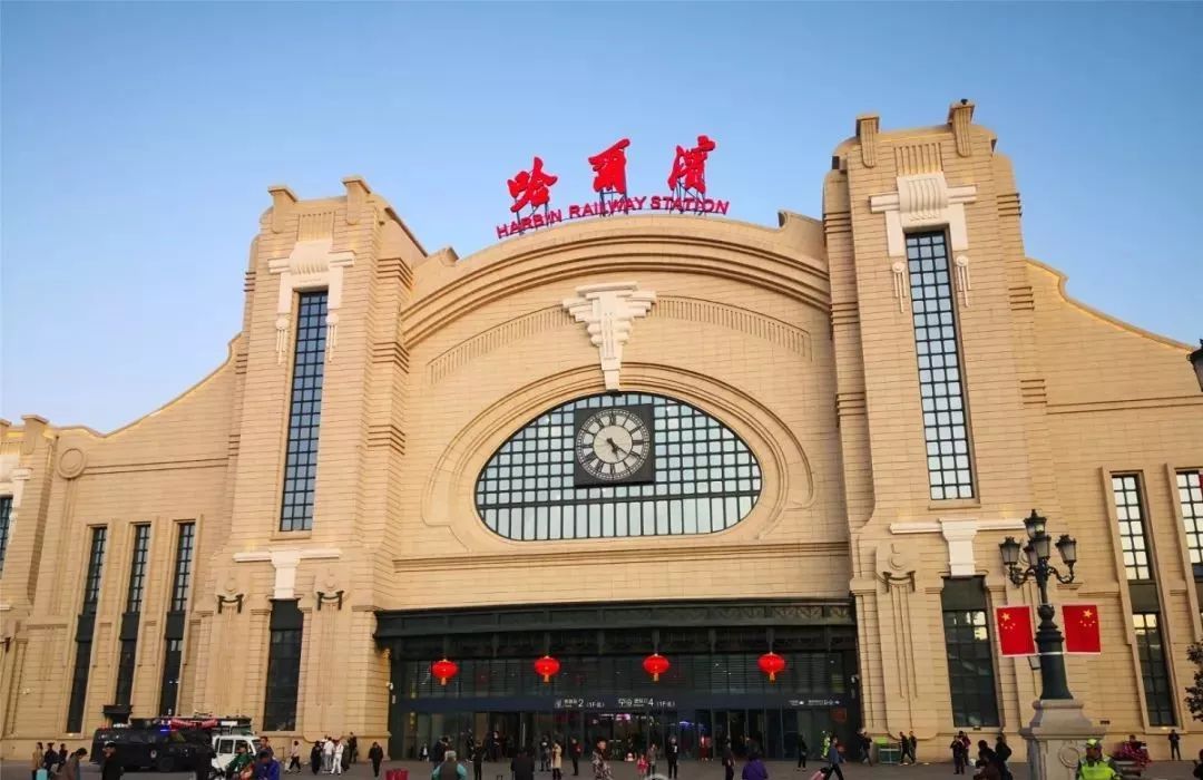 哈尔滨润恒城指路今天的首班车开始这些公交线路要变了哈站南广场步行