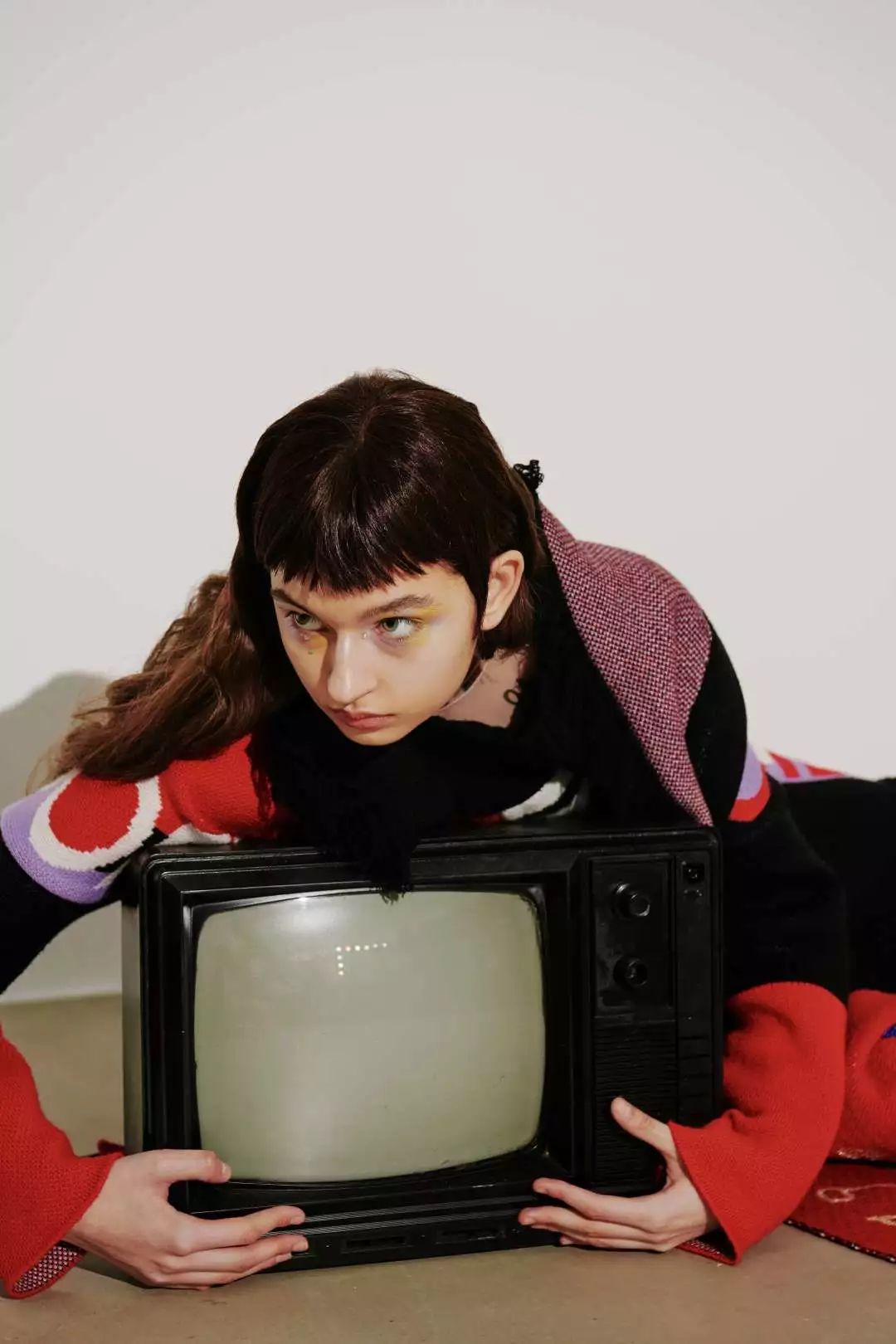 rolling acid girl 无论何时何地都充满戏剧性.