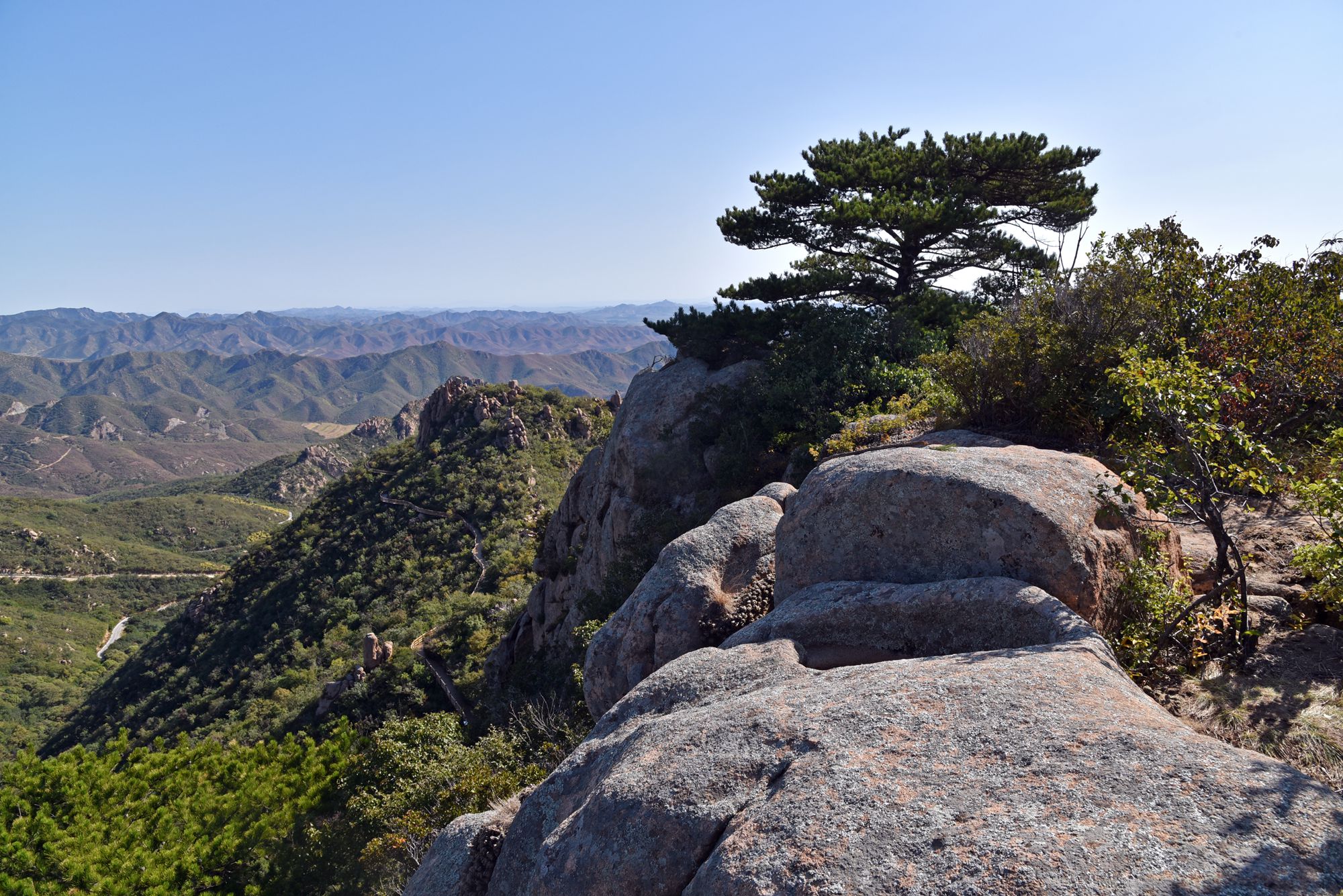 辽宁朝阳大黑山无头巨人开天眼是奇观是巧合还是天意