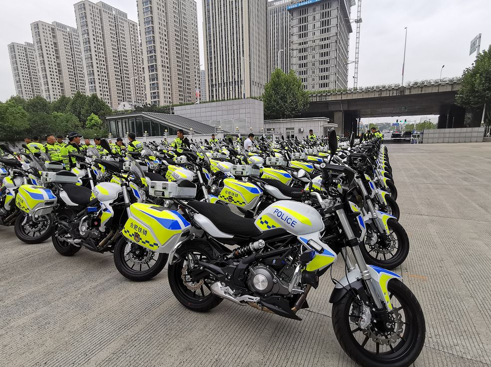 微天下400贝纳利铁骑合肥交警最新抓拍手段来了摄像头将装在