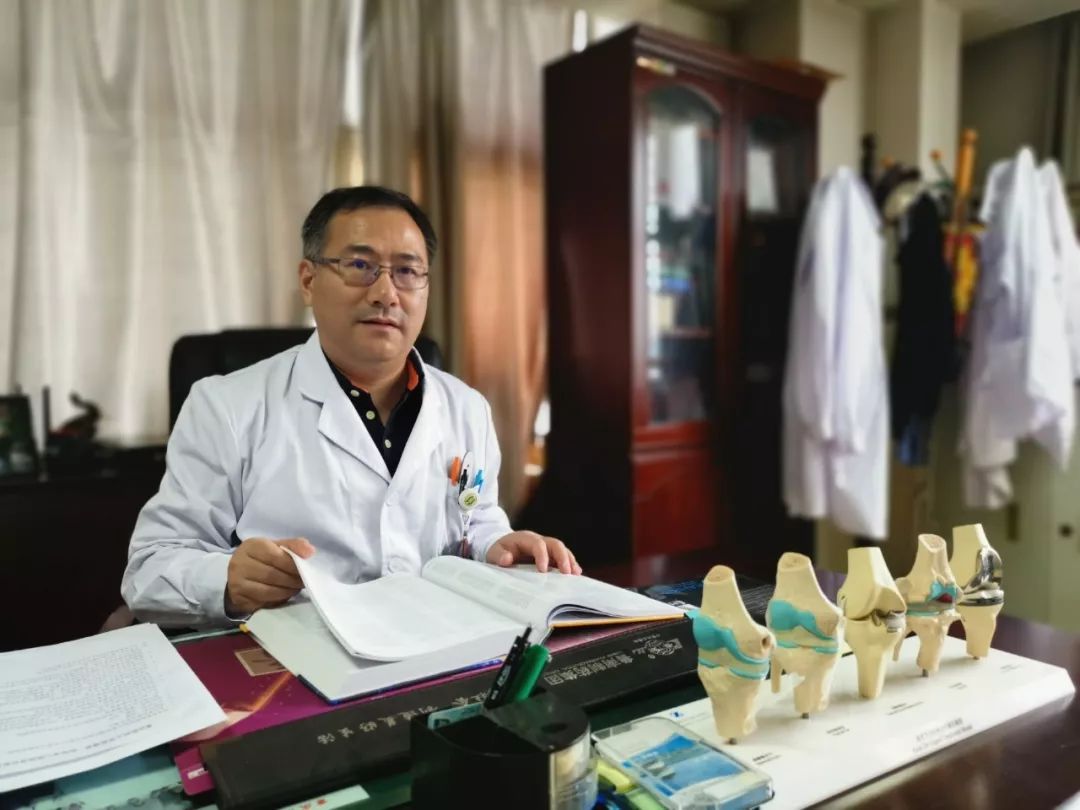 重医人物丨黄伟:为学无遗力,工夫为初心