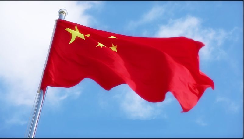 《新闻联播》 | 华附与粤港澳大湾区姊妹校同步举行升旗仪式_五星红旗