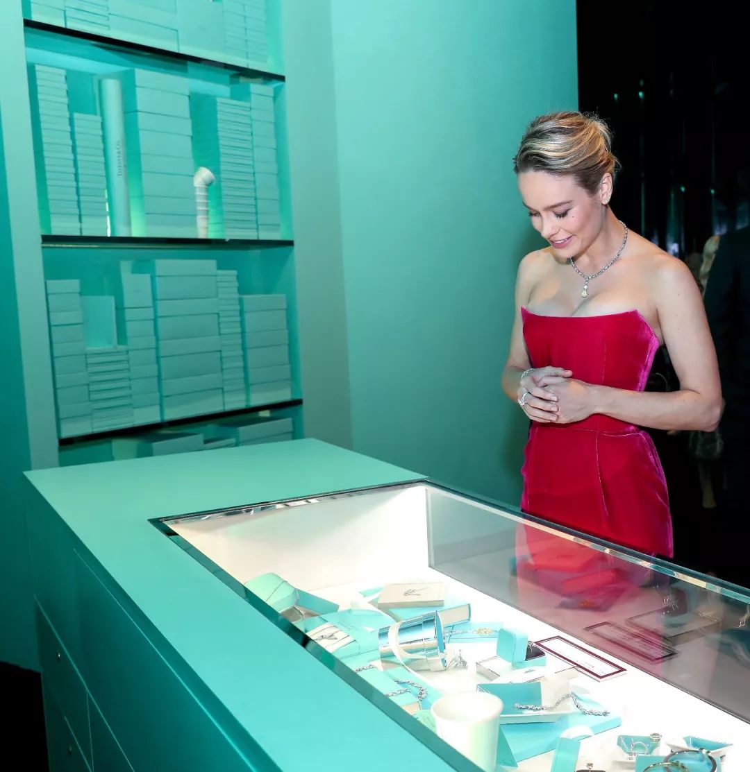 奥斯卡影后布丽·拉尔森佩戴tiffany & co