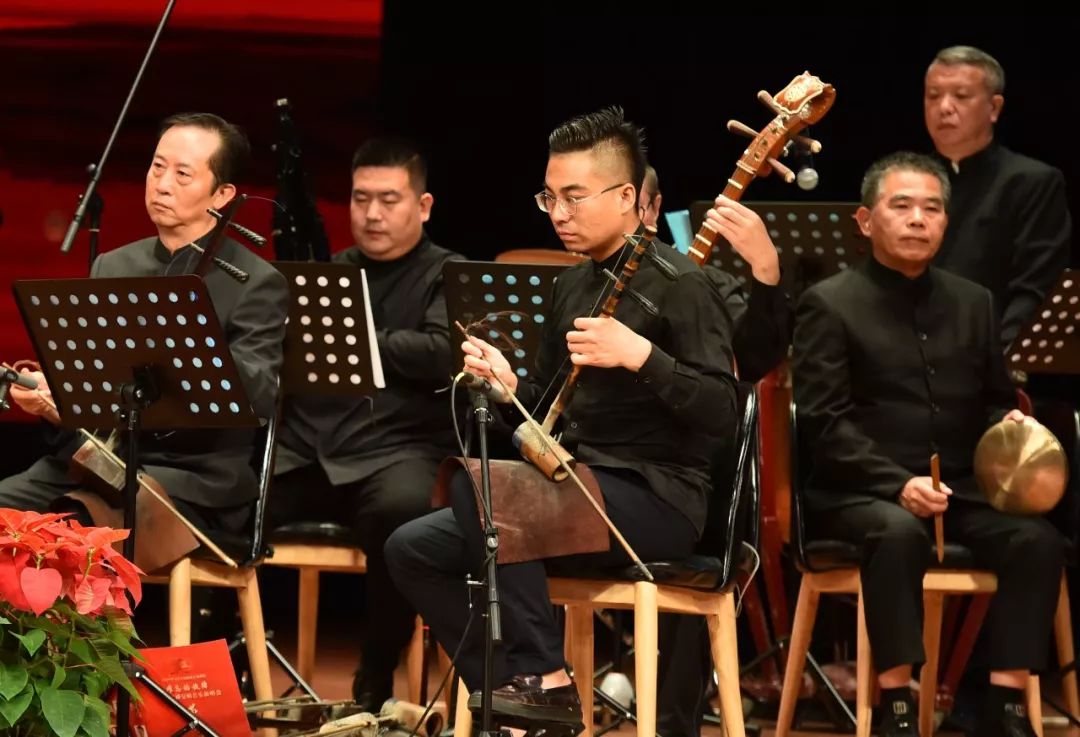 现代京剧交响音乐演唱会,一场"难忘的旋律"在壹佰剧院唱响_演出