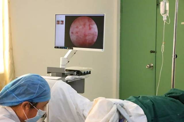 区及妇科门诊未婚未育的年轻女性,疤痕子宫,畸形子宫,带环受孕,葡萄胎