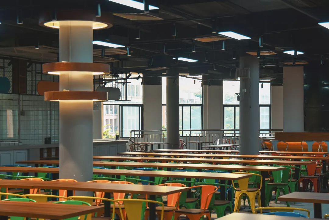 真香警告原来华商饭堂是这个亚子的附国庆期间食堂及超市安排通知