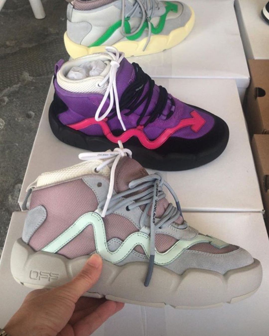 off-white 2020春夏系列大秀meteor shower明日开启