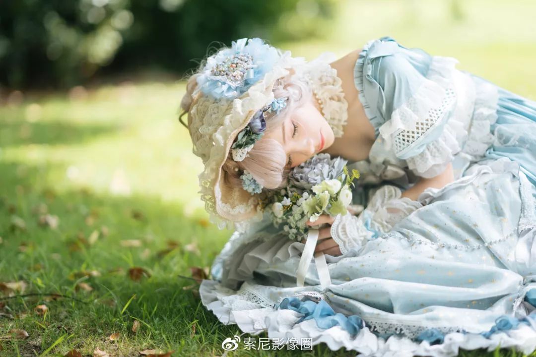 带上索尼微单alpha9拍摄森系lolita人像