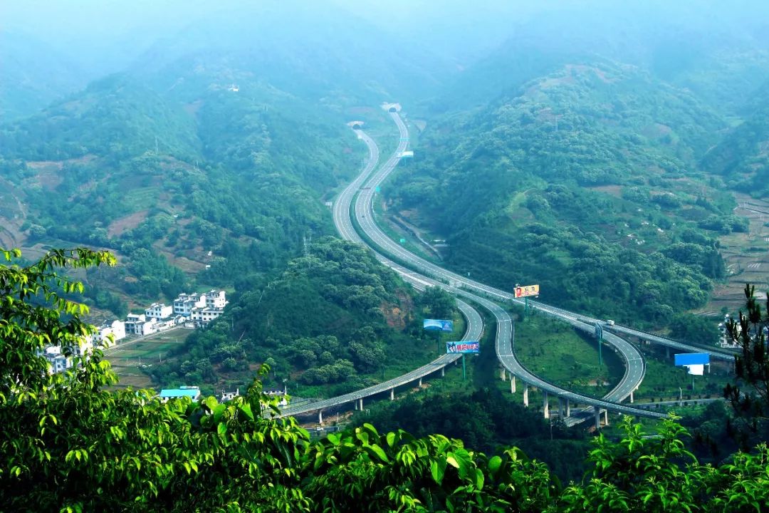 沪杭甬公司成功发行徽杭高速资产支持证券_高速公路