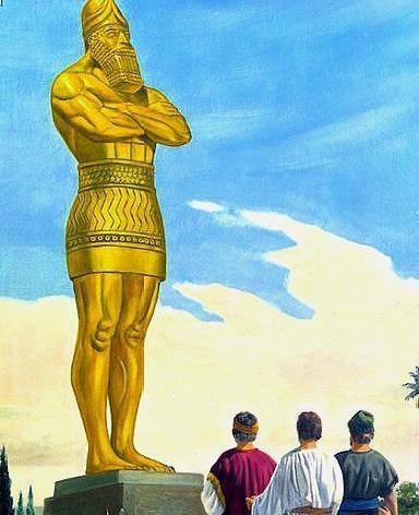 工匠们在郊区为尼布甲尼撒打造了一座比正常人高出十五倍的人像,全身