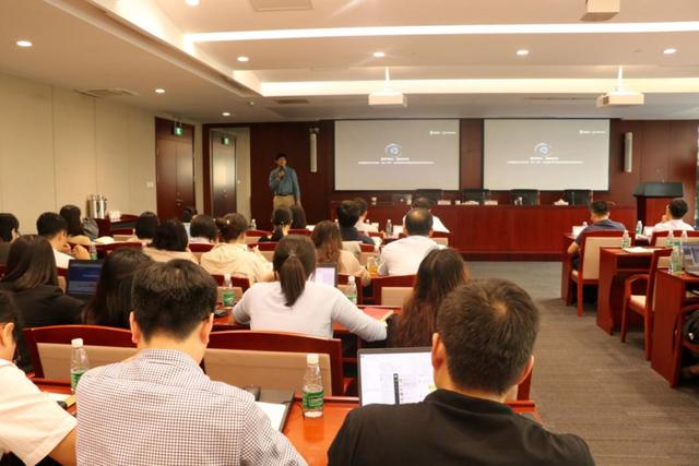 (扩大)会议,邀请蚂蚁金服区块链baas技术总监李书博博士就区块链类型